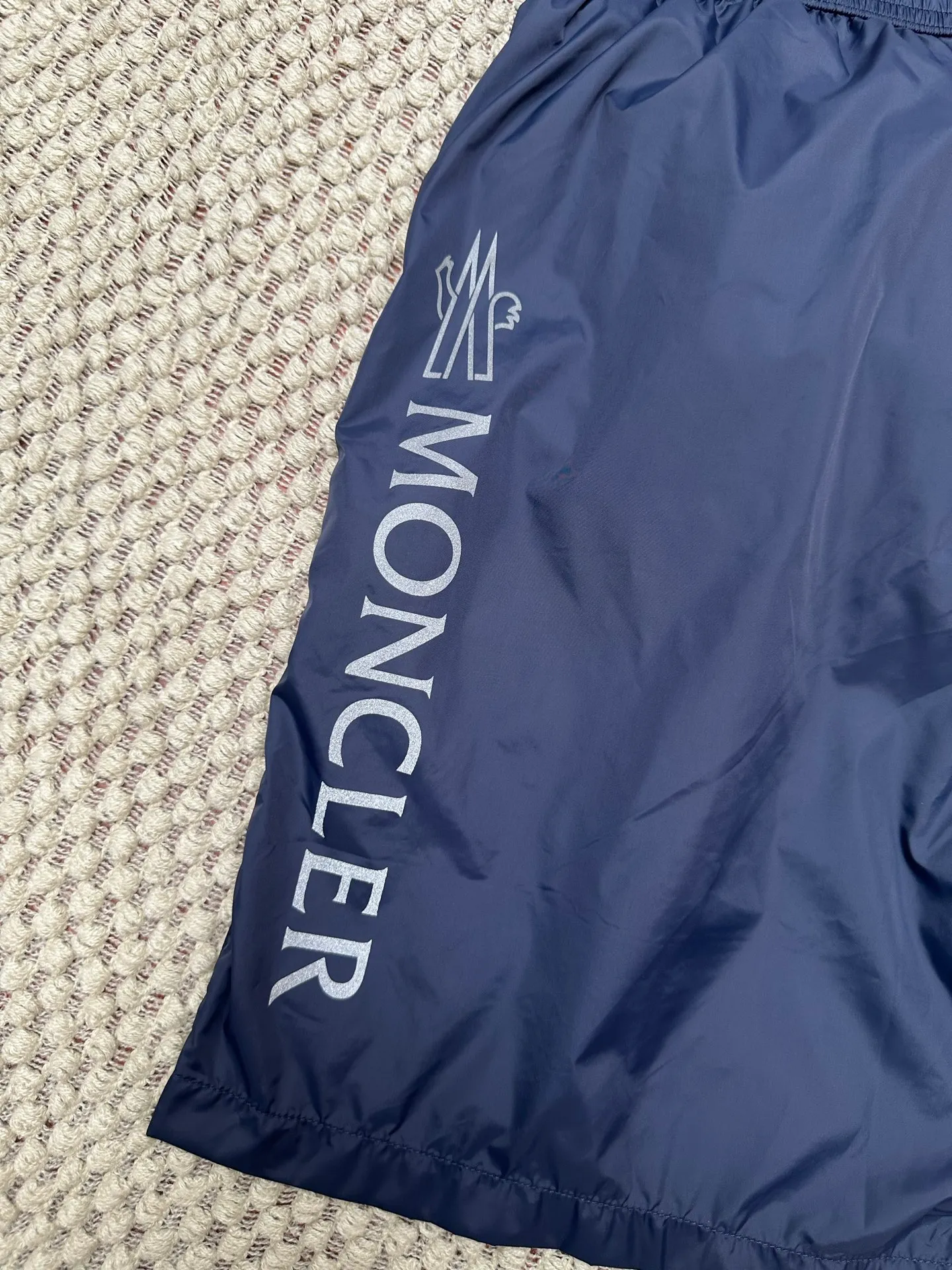 🔥P90💰 Moncler Logo Authentic ： ： Logo Classic Logo Breathable Logo ：Black White Navy Blue Gray Green size：M L XL 2XL 3XL（90-200 ） ⚠️ / /